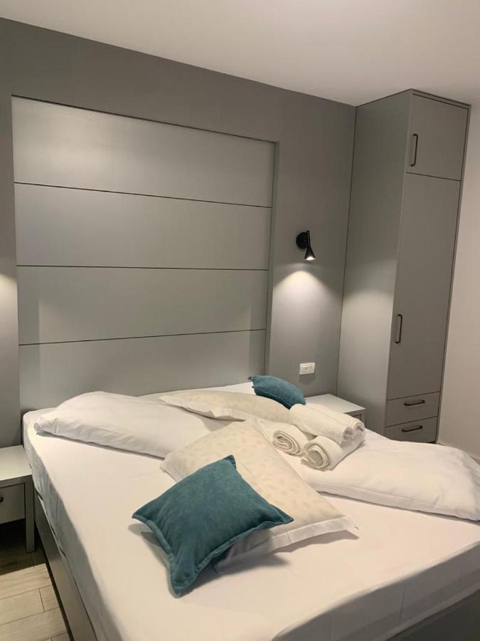 Doftana Apartaments Tesila Экстерьер фото