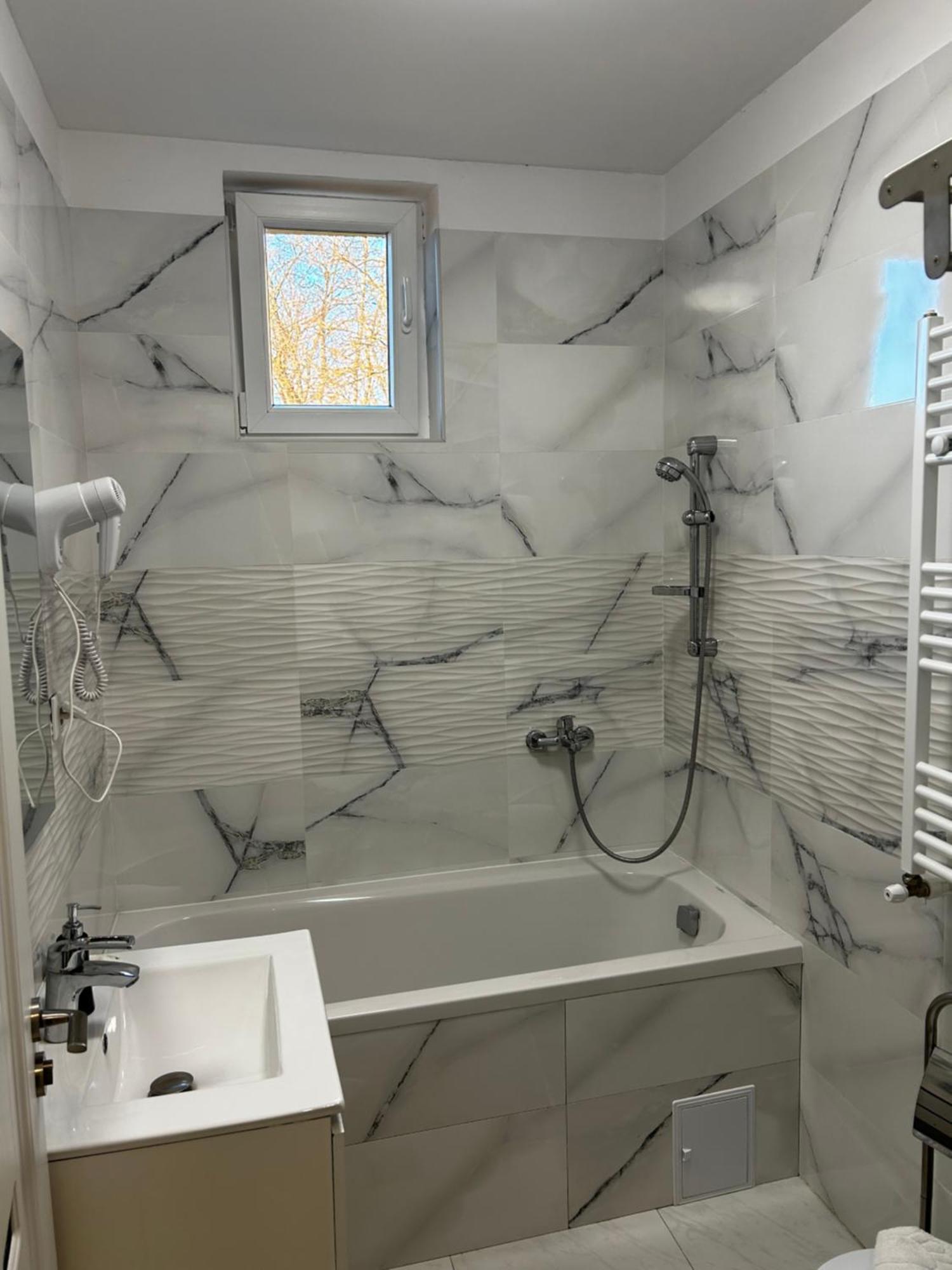 Doftana Apartaments Tesila Экстерьер фото